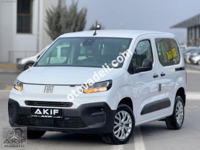 Fiat Doblo Combi 2024 1.5 BlueHDi Easy