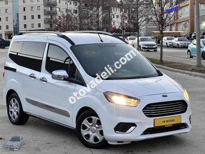Ford Tourneo Courier 2021 1.5 TDCi Delux
