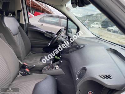 Ford Tourneo Courier 2022 1.5 TDCi Titanium Plus