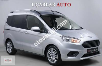 Ford Tourneo Courier 2022 1.5 TDCi Titanium