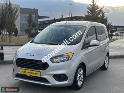 Ford Tourneo Courier 2018 1.5 TDCi Delux