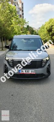 Ford Tourneo Courier 2024 1.0 EcoBoost Titanium