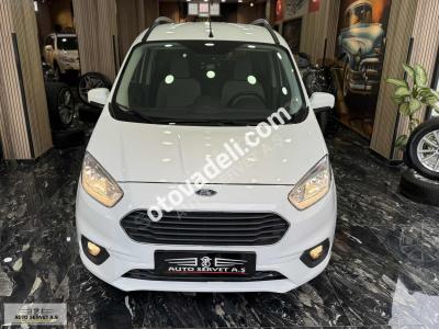 Ford Tourneo Courier 2022 1.5 TDCi Titanium