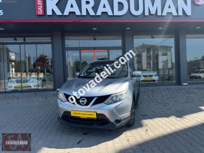 Nissan Qashqai 2015 1.6 dCi Platinum Premium Pack