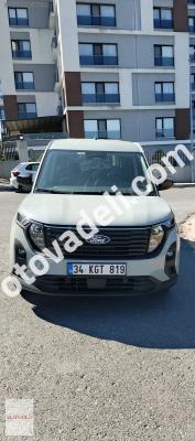 Ford Tourneo Courier 2024 1.0 EcoBoost Titanium