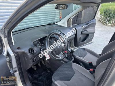 Ford Tourneo Courier 2016 1.5 TDCi Delux