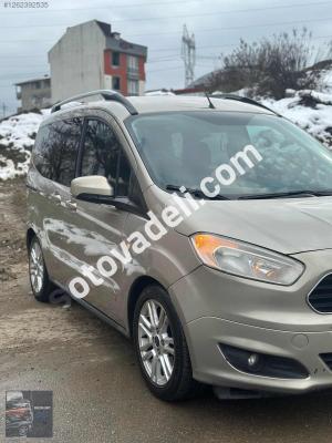 Ford Tourneo Courier 2017 1.6 TDCi Titanium Plus