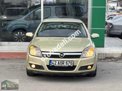 Opel Astra 2005 1.6 Enjoy