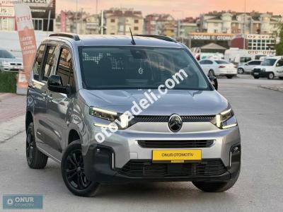 Citroen Berlingo 2024 1.5 BlueHDI Shine