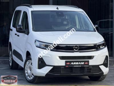 Opel Combo 2025 1.5 D Essential