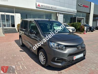 Toyota Proace City 2023 1.5 D Dream
