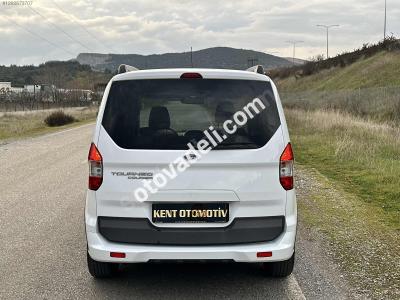 Ford Tourneo Courier 2022 1.0 EcoBoost Titanium