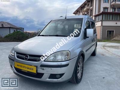 Opel Combo 2009 1.3 CDTi City Plus