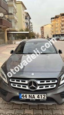 Mercedes GLA 2017 180 d AMG