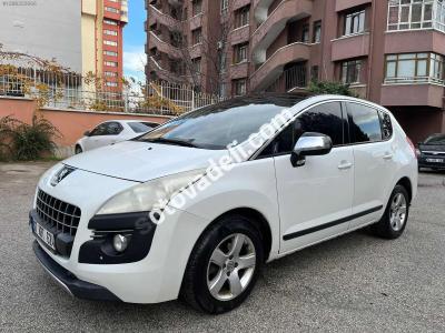 Peugeot 3008 2013 1.6 e-HDi Allure