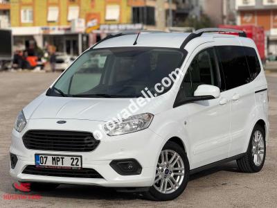 Ford Tourneo Courier 2021 1.5 TDCi Titanium Plus
