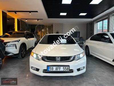 Honda Civic 2015 1.6i VTEC Dream