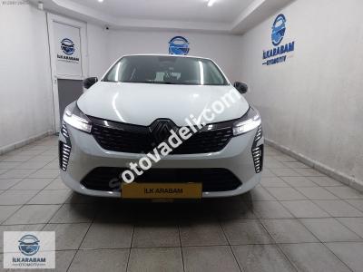 Renault Clio 2024 1.0 TCe Evolution