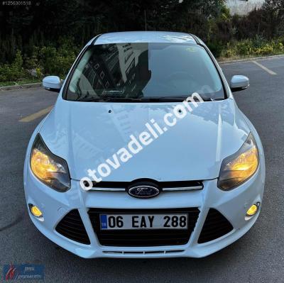 Ford Focus 2014 1.6 TDCi Titanium