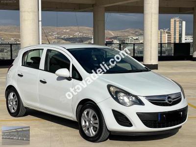 Opel Corsa 2013 1.3 CDTI Essentia