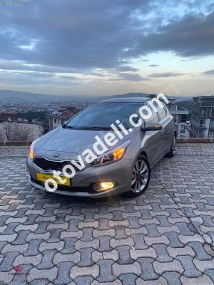 Kia Ceed 2013 1.6 CRDi Concept Plus