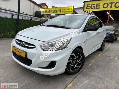 Hyundai Accent Blue 2015 1.6 CRDI Mode
