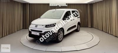 Fiat Doblo Combi 2025 1.5 BlueHDi Easy