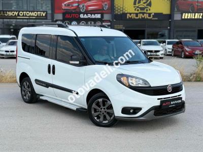 Fiat Doblo Combi 2022 1.6 Multijet Trekking