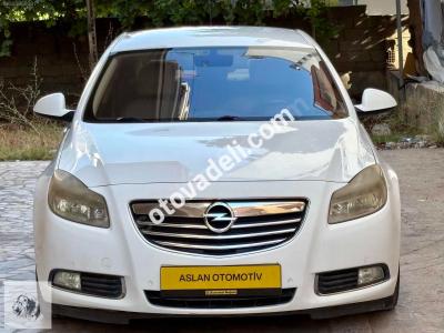 Opel Insignia 2012 2.0 CDTI Edition Elegance Active