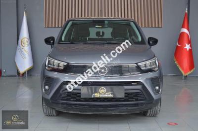 Opel Crossland 2022 1.2 T Essential