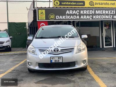 Toyota Auris 2012 1.4 D-4D Comfort Plus