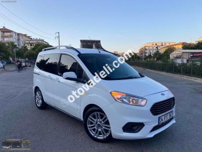 Ford Tourneo Courier 2022 1.5 TDCi Journey Titanium