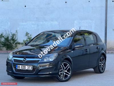 Opel Astra 2012 1.6 Essentia