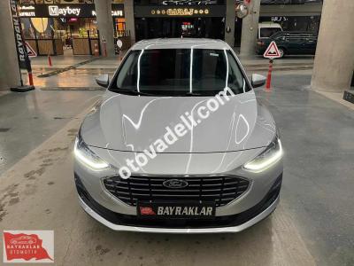 Ford Focus 2025 1.5 EcoBlue Titanium Stil