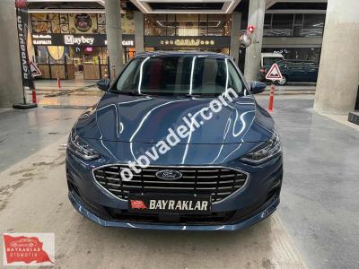 Ford Focus 2025 1.5 EcoBlue Titanium Stil