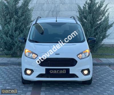 Ford Tourneo Courier 2023 1.0 EcoBoost Titanium Plus