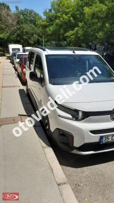 Citroen Berlingo 2025 1.5 BlueHDI Shine Bold