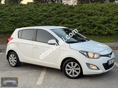 Hyundai i20 2013 1.4 CVVT Elite