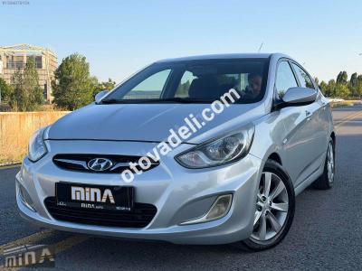 Hyundai Accent Blue 2013 1.6 CRDI Mode Plus