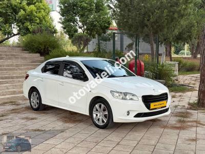Peugeot 301 2015 1.6 HDi Allure