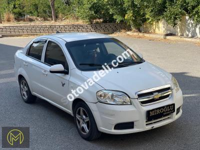 Chevrolet Aveo 2011 1.4 SE