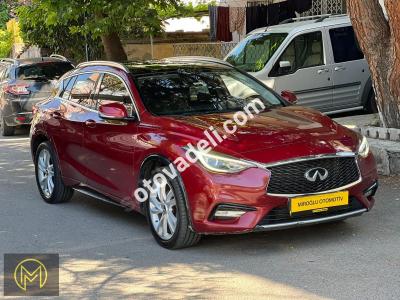 Infiniti Q30 2016 1.5 D Premium