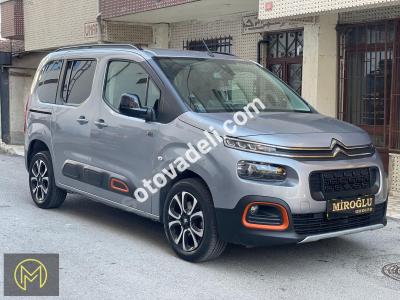 Citroen Berlingo 2023 1.5 BlueHDI Shine Bold