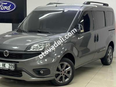 Fiat Doblo Combi 2021 1.6 Multijet Trekking