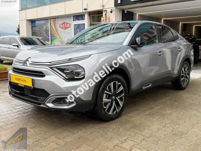 Citroen C4 X 2023 1.2 PureTech Shine