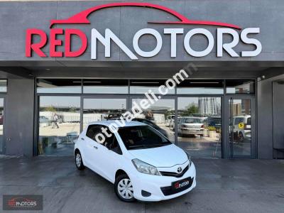 Toyota Yaris 2013 1.0 Life