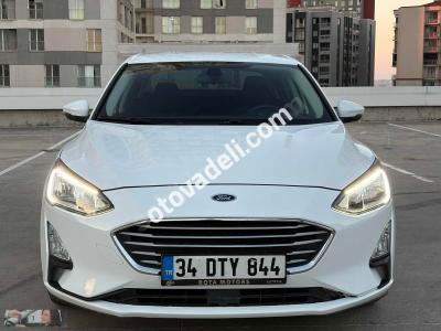 Ford Focus 2021 1.5 TDCi Trend X