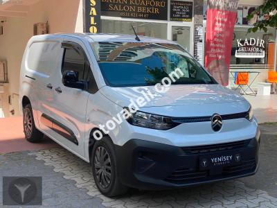 Citroen Berlingo 2025 1.5 BlueHDI Feel