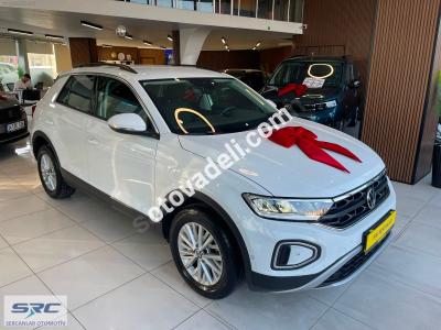 Volkswagen T-Roc 2023 1.5 TSI Life