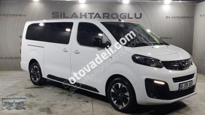Opel Zafira Life 2023 2.0 Elegance XL
